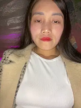 chipp-bong online show from February 2026 01:49:02 PM