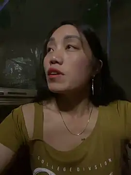 chipp-bong online show from February 2026 01:41:02 PM