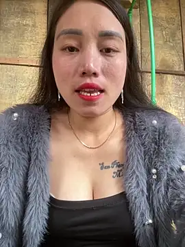 chipp-bong online show from February 2026 02:02:02 AM