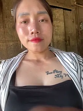 chipp-bong online show from March 2026 04:12:01 AM