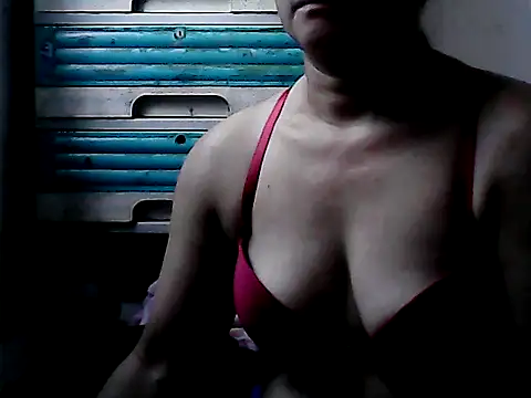 yoursPinayMama1682 online show from October 2025 11:52:01 PM