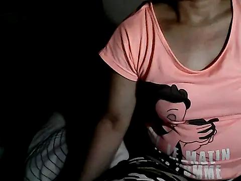 yoursPinayMama1682 online show from September 2025 02:42:01 PM