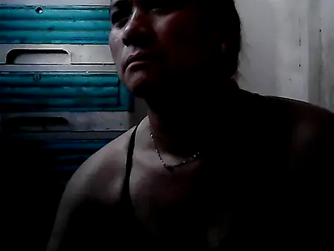 yoursPinayMama1682 online show from October 2025 10:44:01 PM