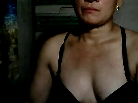 yoursPinayMama1682 online show from November 2025 01:54:02 PM