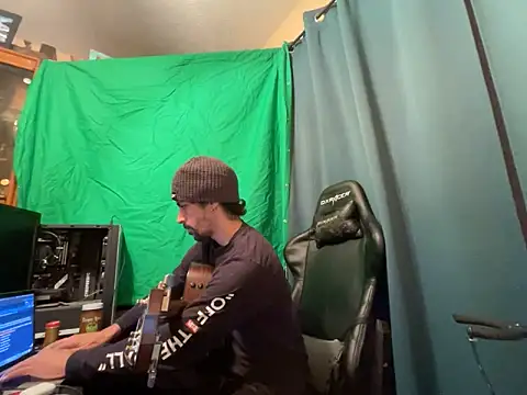 Snapshot of Stringin69 chatting on November 2025 03:05:02 PM Stringin69 online show from November 2025 03:05:02 PM