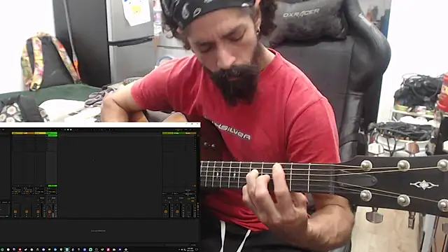 Snapshot of Stringin69 chatting on June 2026 01:30:01 PM Stringin69 online show from June 2026 01:30:01 PM
