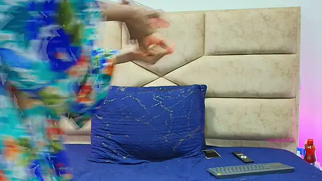 Angell cooper online show from October 2025 01:56:01 PM