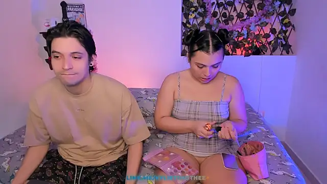 kylietimothee online show from April 2026 05:05:02 PM