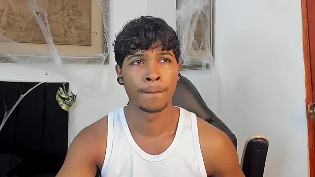 cassian gold online show from November 2025 09:30:01 PM