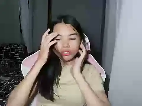 Snapshot of cutie_milker chatting on April 2026 05:14:01 PM cutie milker online show from April 2026 05:14:01 PM
