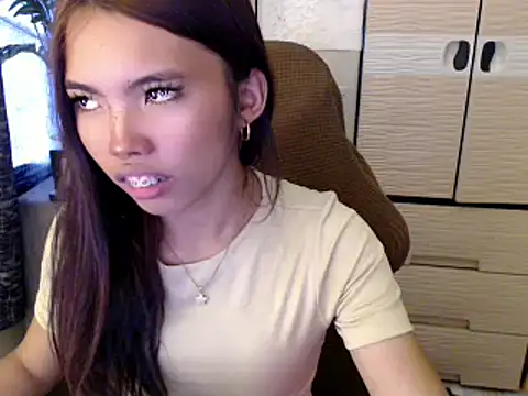 cutie milker online show from February 2026 04:11:02 AM