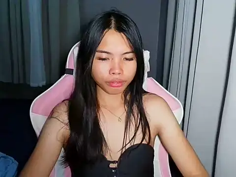 Snapshot of cutie_milker chatting on June 2026 08:30:01 PM cutie milker online show from June 2026 08:30:01 PM