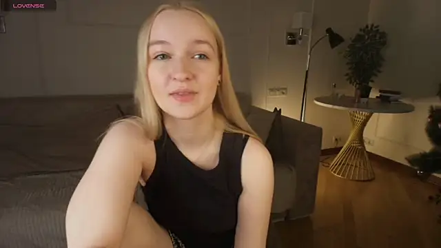 KrishnaSimmons online show from January 2026 07:39:01 PM