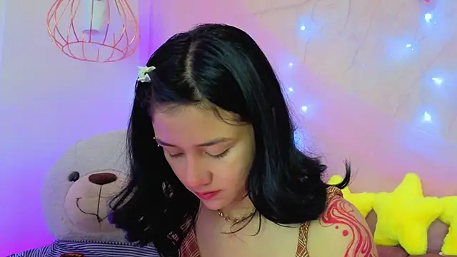 april bennett online show from February 2026 12:28:01 PM