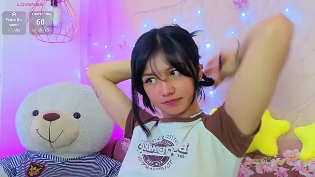 april bennett online show from April 2026 01:17:02 PM