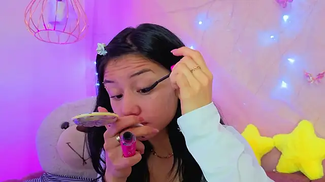 april bennett online show from February 2026 01:00:01 PM