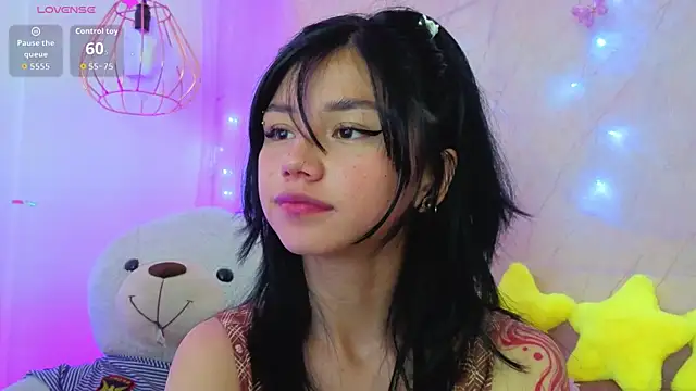 april bennett online show from April 2026 01:07:02 PM