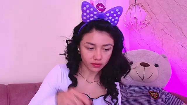 Snapshot of april_bennett chatting on November 2025 12:16:01 PM april bennett online show from November 2025 12:16:01 PM