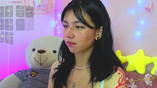 april bennett online show from April 2026 01:15:02 PM
