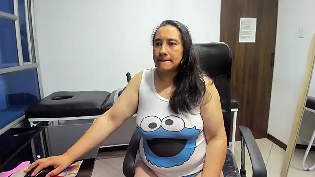 LeilaSmith  online show from March 2026 11:07:02 AM