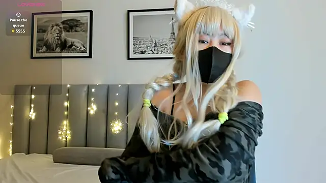 yanyaan online show from February 2026 08:44:01 PM