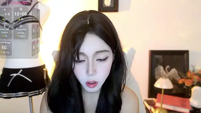 Wfrost0707 online show from November 2025 06:50:01 AM