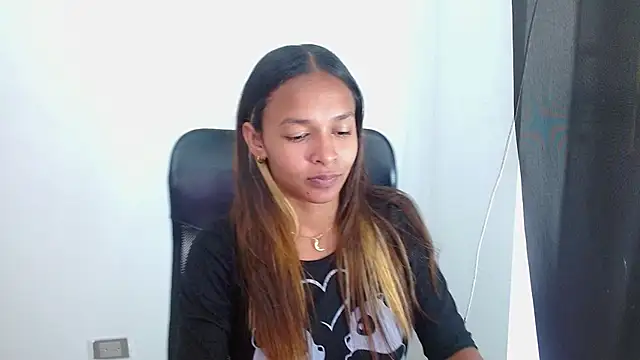 BiancaEmber9 online show from September 2025 03:44:02 PM