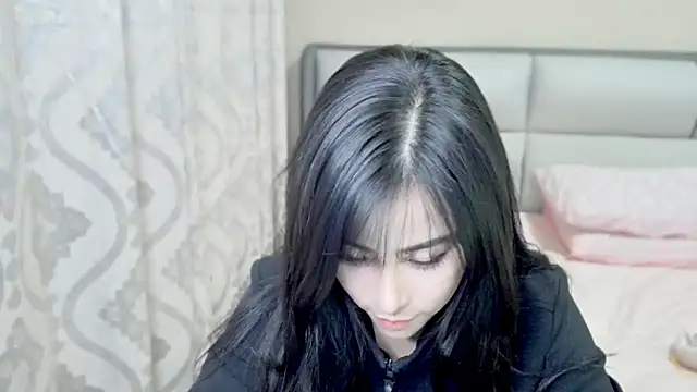 Snapshot of XIAOYU7-2025 chatting on October 2025 01:19:01 PM XIAOYU7-2025 online show from October 2025 01:19:01 PM