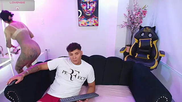 Kathya and thiago online show from January 2026 12:08:02 PM