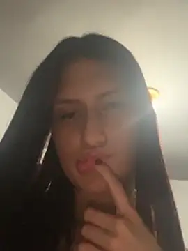 Caroline daring online show from March 2026 03:17:02 AM