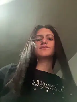 Caroline daring online show from March 2026 08:21:02 PM