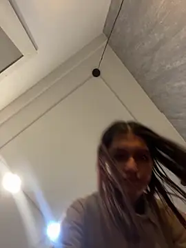 Caroline daring online show from May 2026 12:31:01 PM