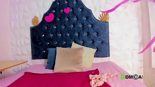 Caroline daring online show from February 2026 01:35:02 PM