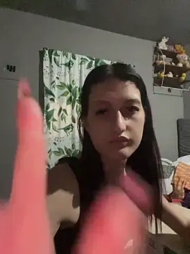 Caroline daring online show from April 2026 12:15:02 AM