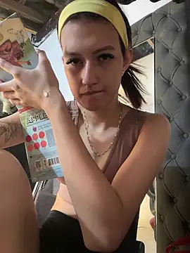 Caroline daring online show from June 2026 05:13:01 PM