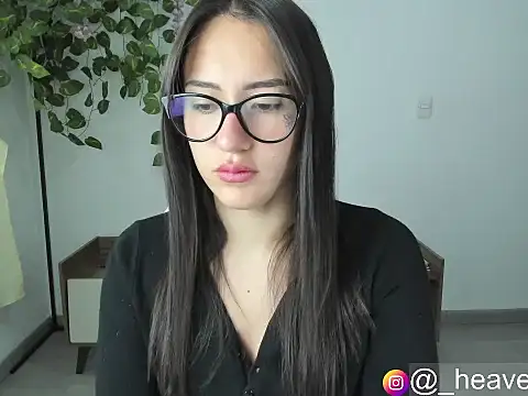 Snapshot of heavenly_soul chatting on September 2025 11:50:02 AM heavenly soul online show from September 2025 11:50:02 AM