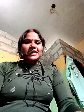 SweetKomal89 online show from October 2025 04:24:02 AM