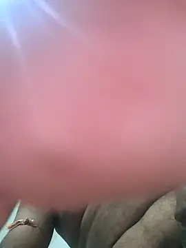 Chanderi19 online show from September 2025 10:20:01 PM