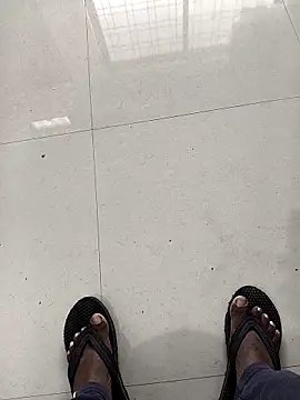 Chanderi19 online show from December 2025 02:34:02 AM