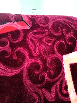 Chanderi19 online show from December 2025 03:39:01 PM