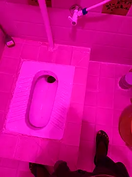 Chanderi19 online show from October 2025 12:11:02 AM