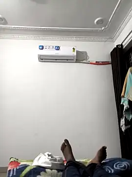 Chanderi19 online show from March 2026 03:52:01 PM