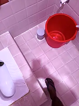 Chanderi19 online show from September 2025 04:34:02 PM