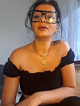 Pillango1212 online show from November 2025 11:48:03 AM
