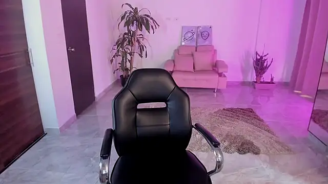 Candy fox 19 online show from December 2025 07:07:02 PM