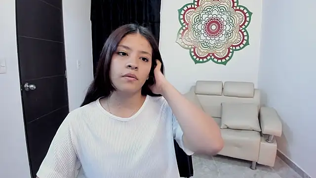 Candy fox 19 online show from February 2026 04:07:02 PM