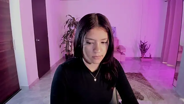 Candy fox 19 online show from December 2025 12:40:02 PM