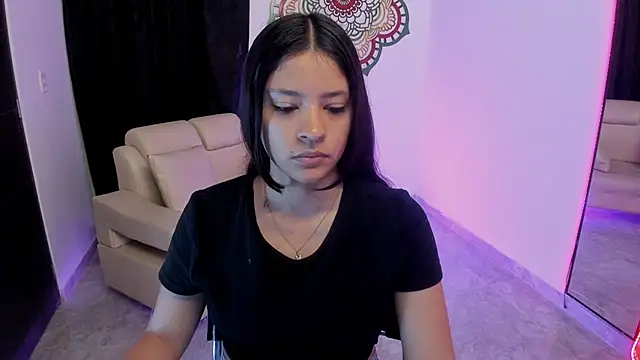 Candy fox 19 online show from March 2026 01:15:02 PM