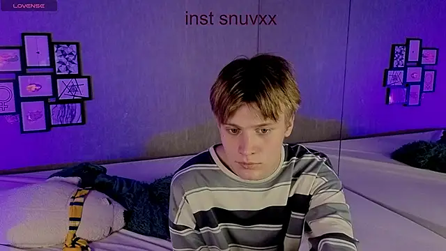 LouieEvans online show from October 2025 04:02:02 AM