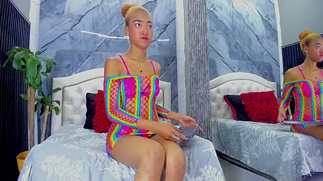 Alisha Ebonyy online show from November 2025 11:32:01 AM